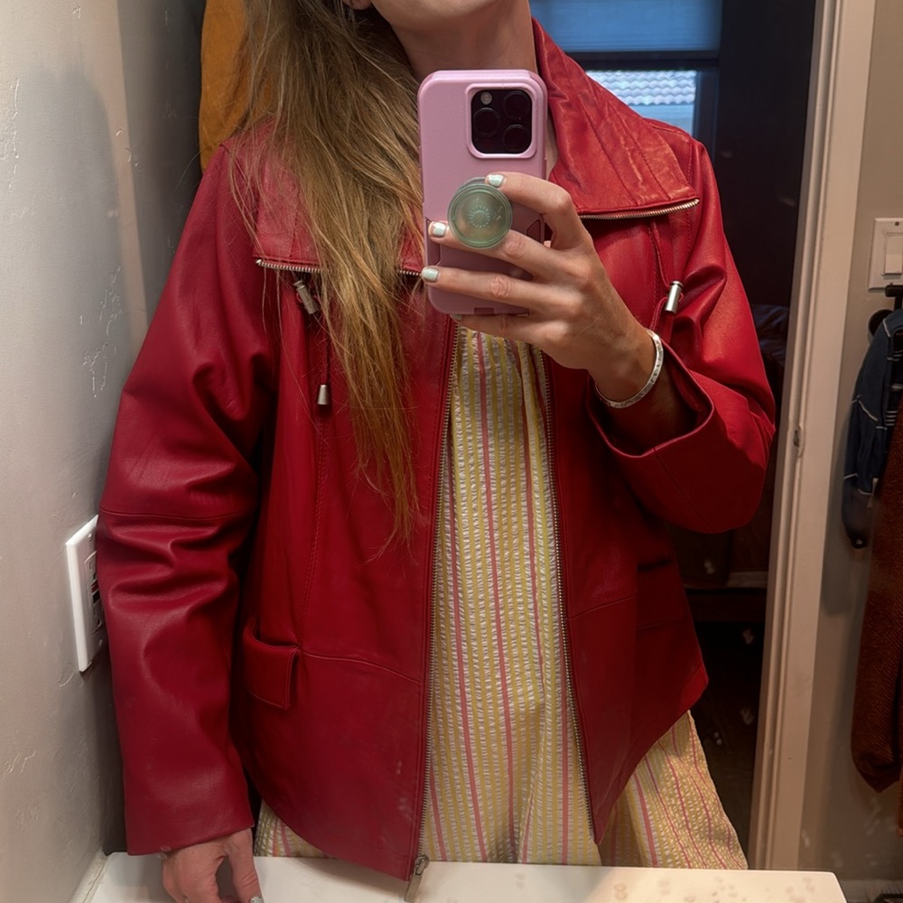 Leather Jacket - Picture 5 of 6